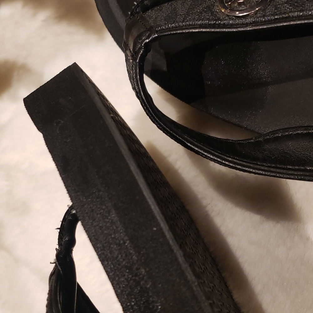 MICHAEL KORS  10 BLACK FLIP FLOP - Picture 9 of 11